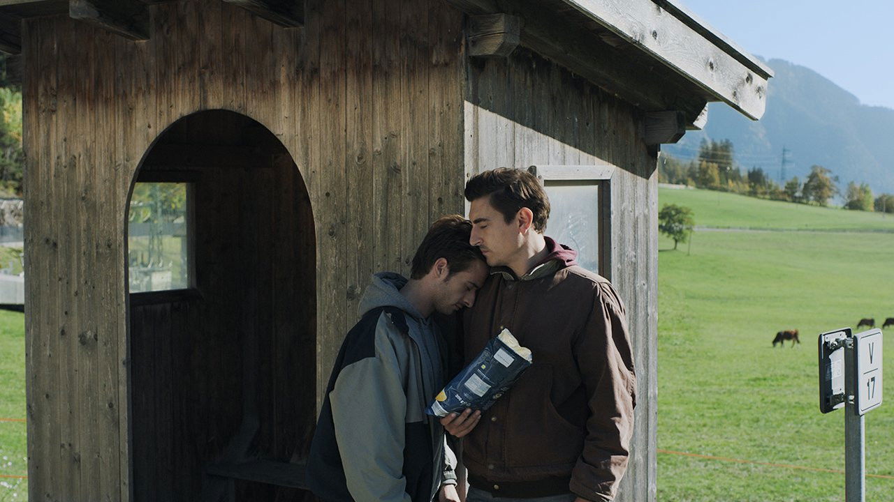 The Man with the Answers Movie Screenshot 2