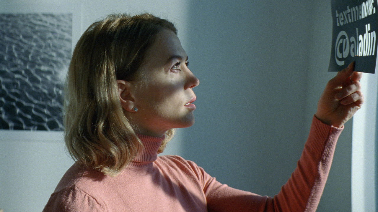 The Glass House Movie Screenshot 2